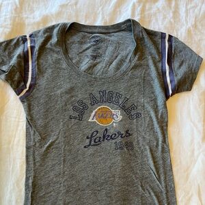 Los Angeles Lakers Women’s Gray Graphic Tee sz M